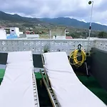 Live Palmeras Con Gran Terraza ארפו